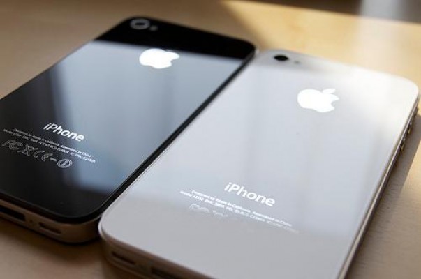 iPhone 4S Blanco o Negro Como Nuevo con Factura