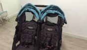 Coche y Cargueras/ Sillas de Carro doble para Mellizos o Twins 400usd